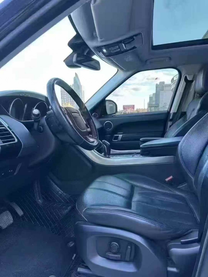 吉林16年路虎揽胜运动7