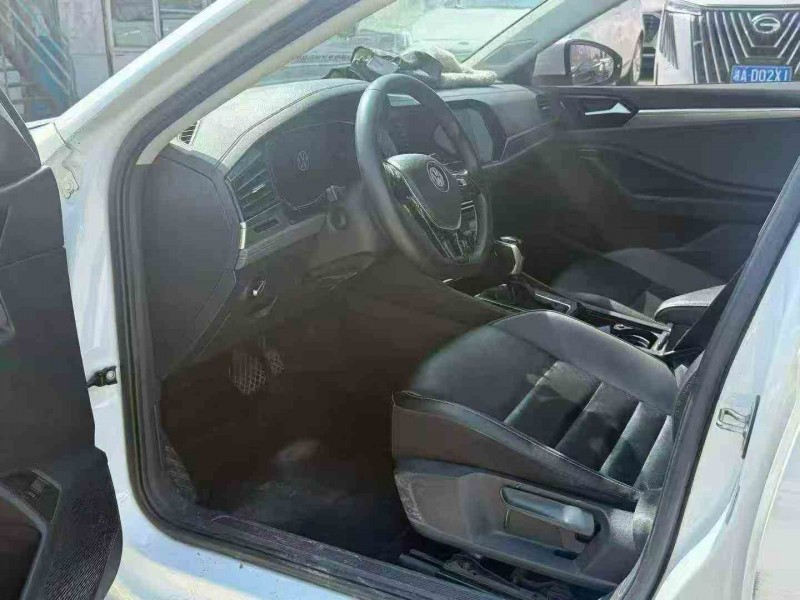 邵阳20年大众朗逸5