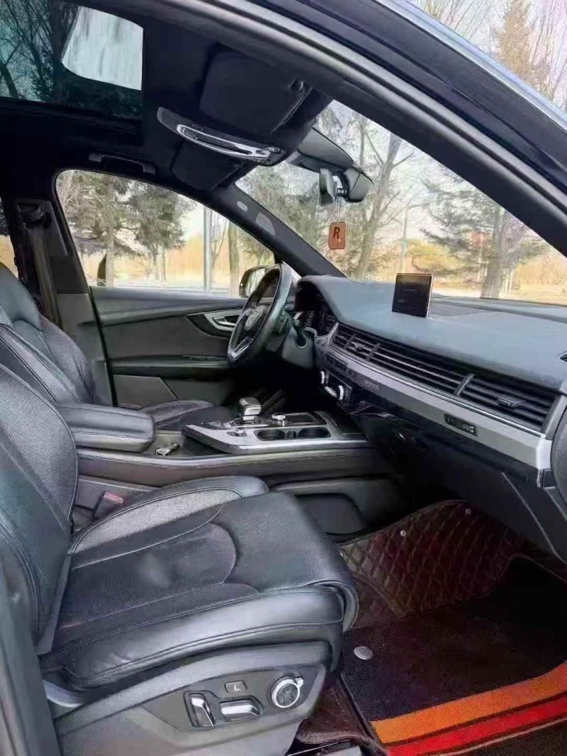 吉林18年奥迪Q78