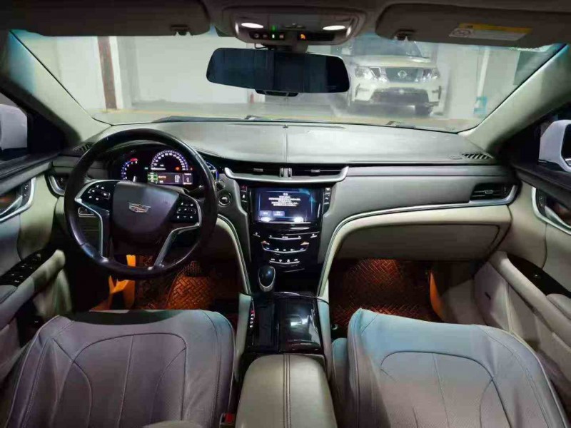 安顺16年凯迪拉克XTS4