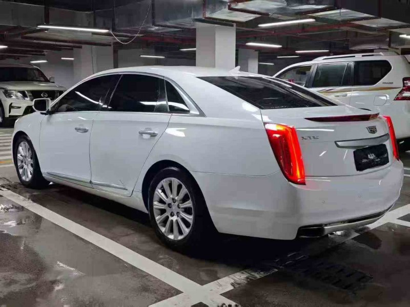 安顺16年凯迪拉克XTS8