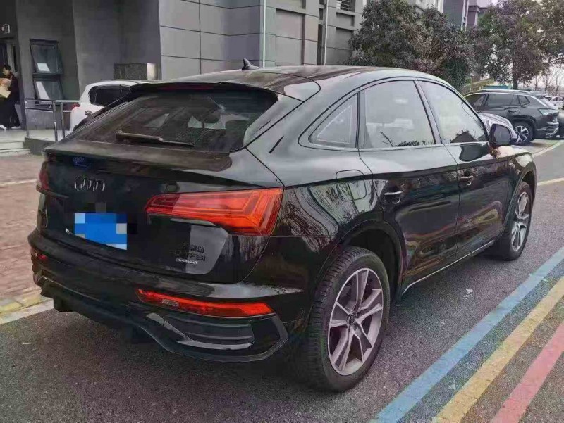 赣州23年奥迪Q57