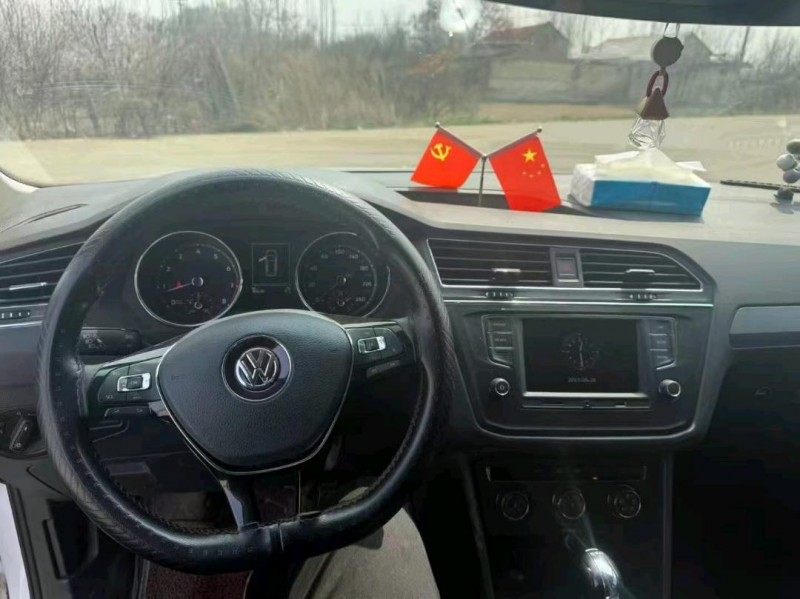 济南17年大众途观6