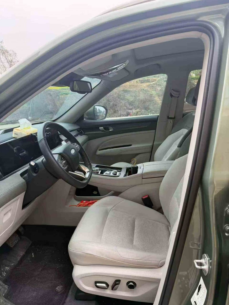 鹰潭25年福特领裕6