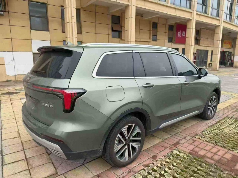 鹰潭25年福特领裕8