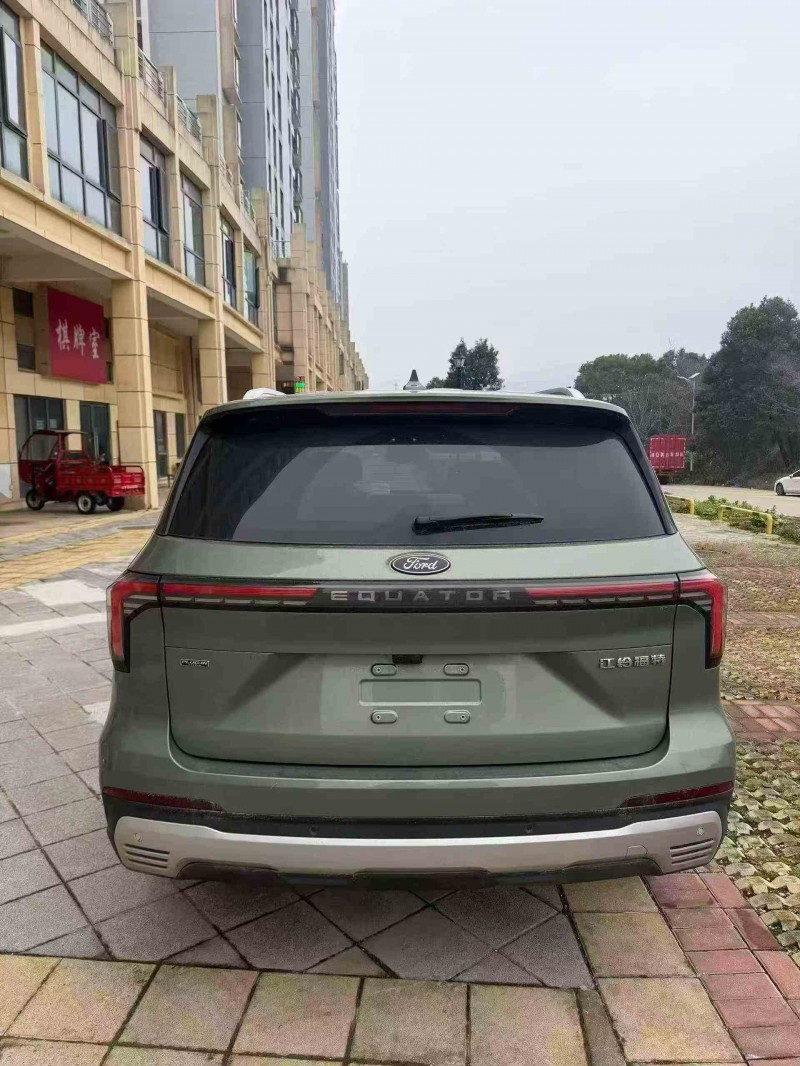 鹰潭25年福特领裕9