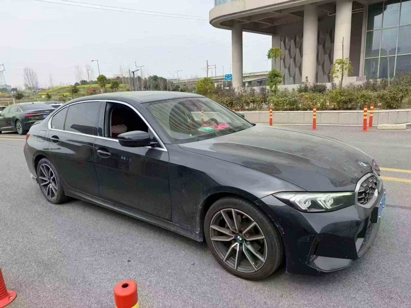 吉安23年宝马5系2