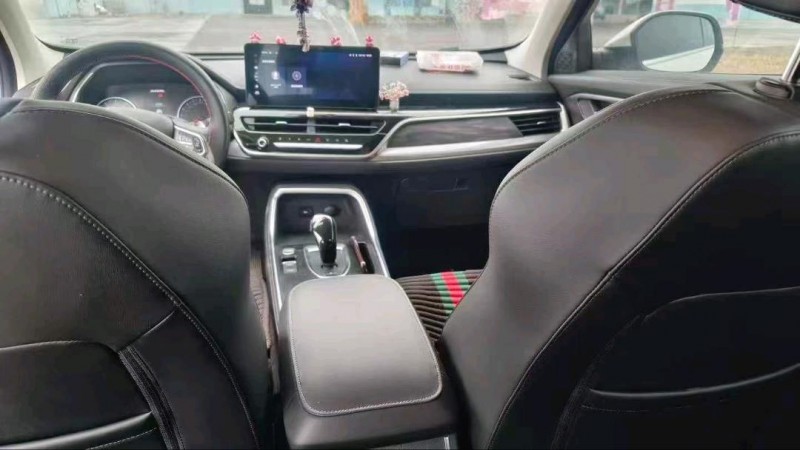 德州24年哈弗H68