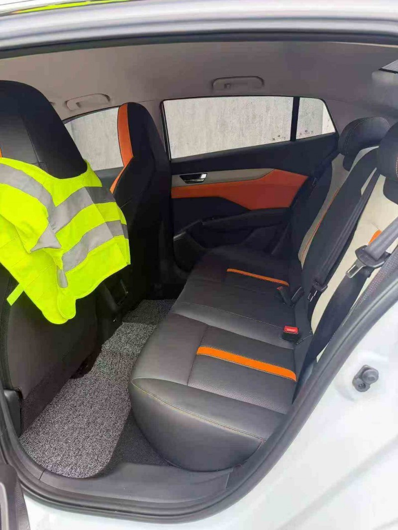 溫州25年東風奕炫5