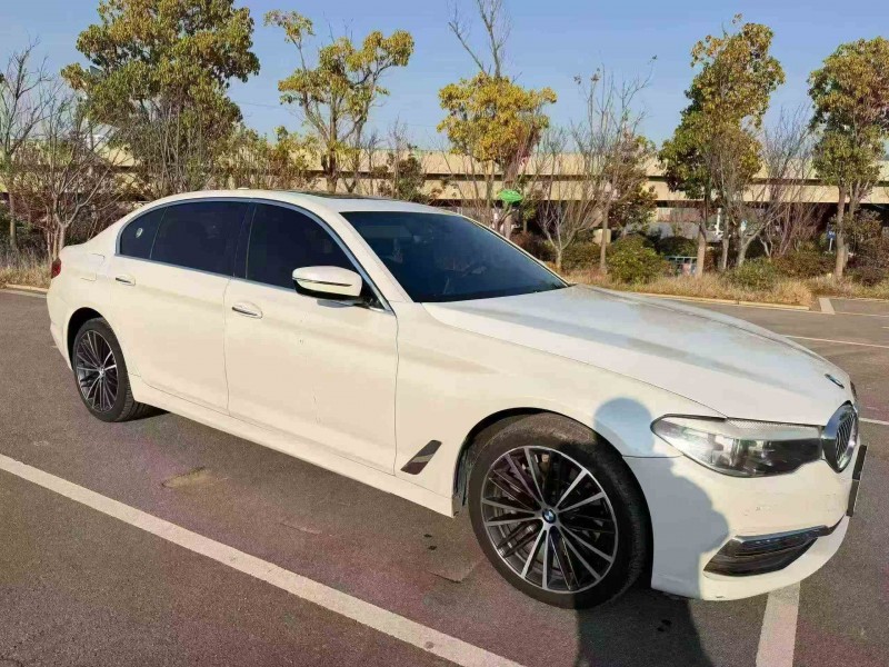 思茅18年寶馬5系3