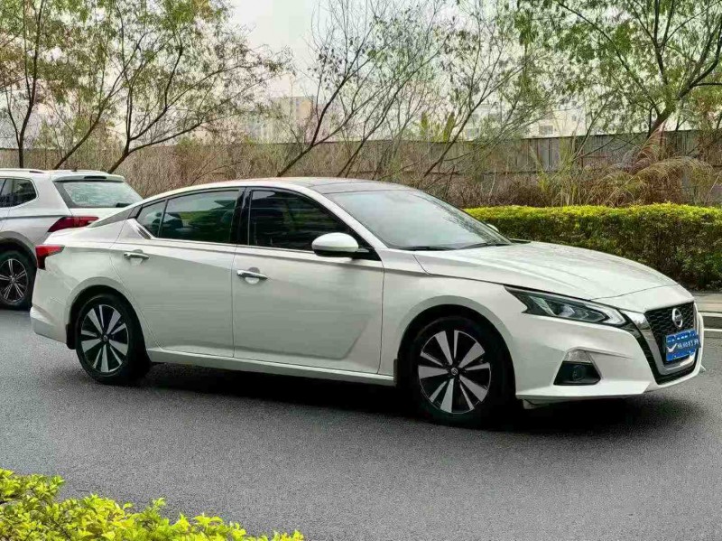 東莞21年日產天籟2