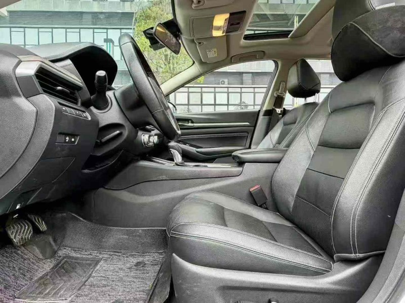 東莞21年日產天籟4