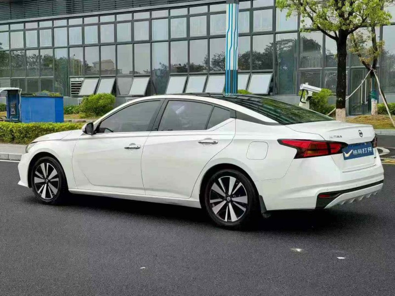 東莞21年日產天籟7