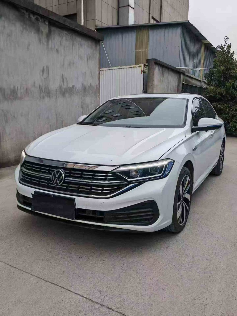 绍兴25年大众速腾2