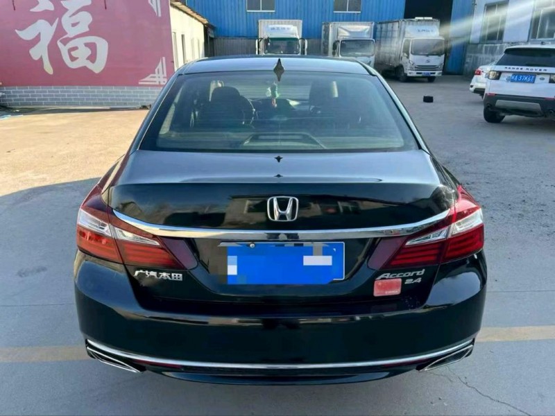 濰坊17年本田雅閣4