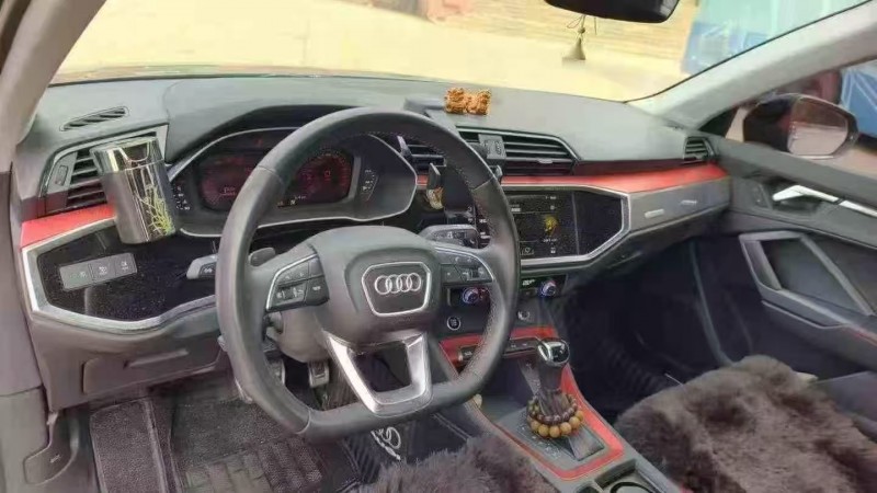 秦皇岛21年奥迪Q33