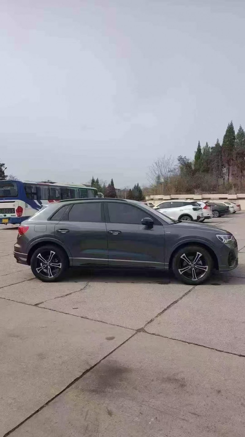 秦皇岛21年奥迪Q36