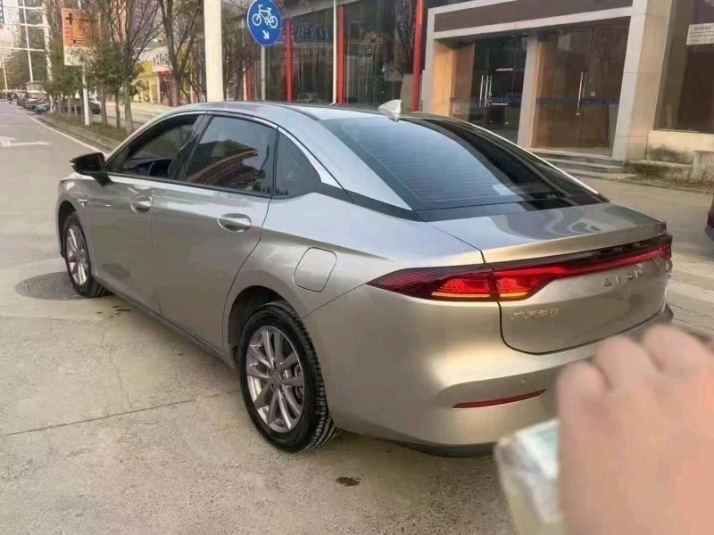 武汉24年传祺埃安S5803