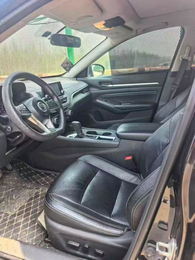 菏泽19年日产天籁4