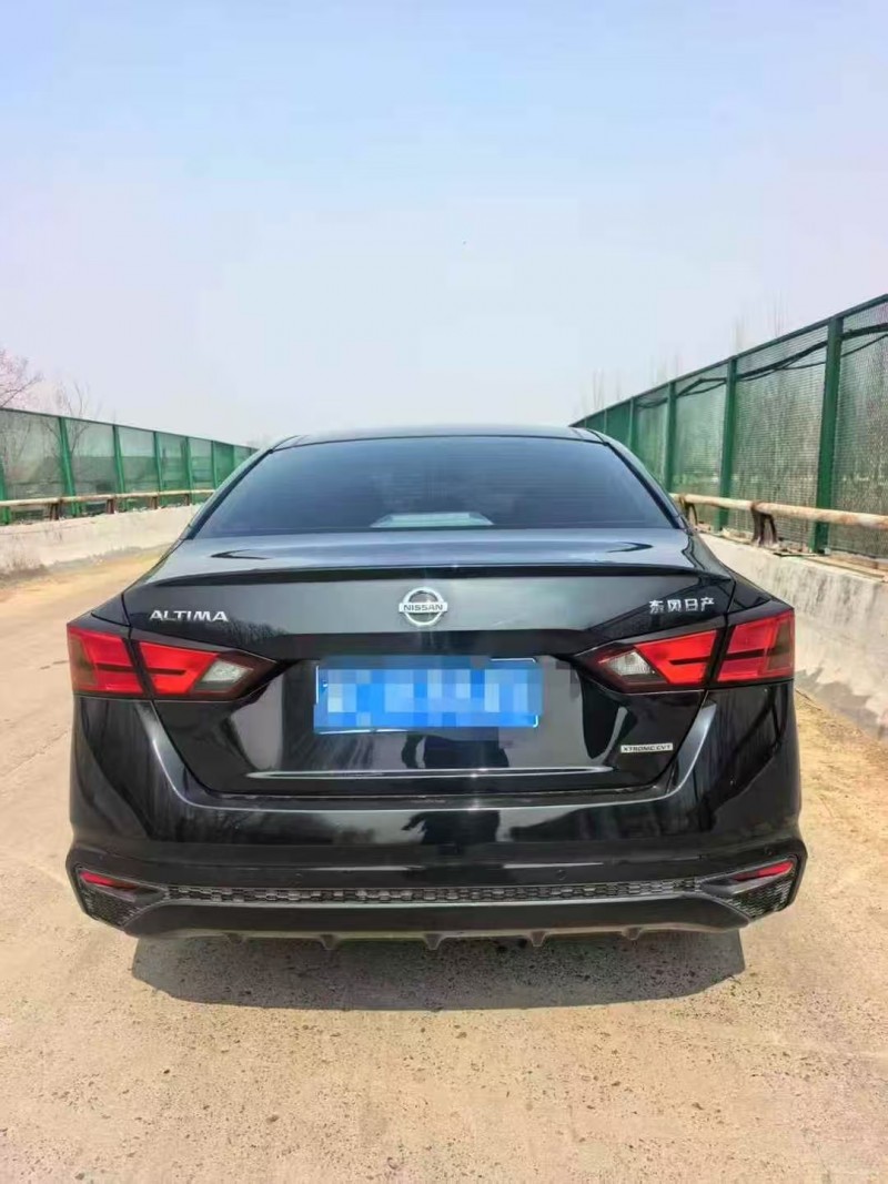 菏泽19年日产天籁9