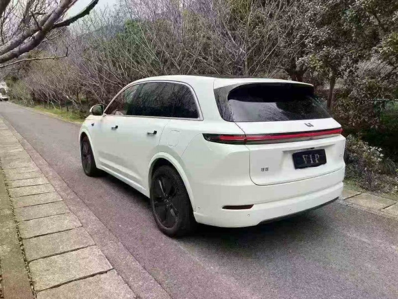 嘉兴24年理想L77