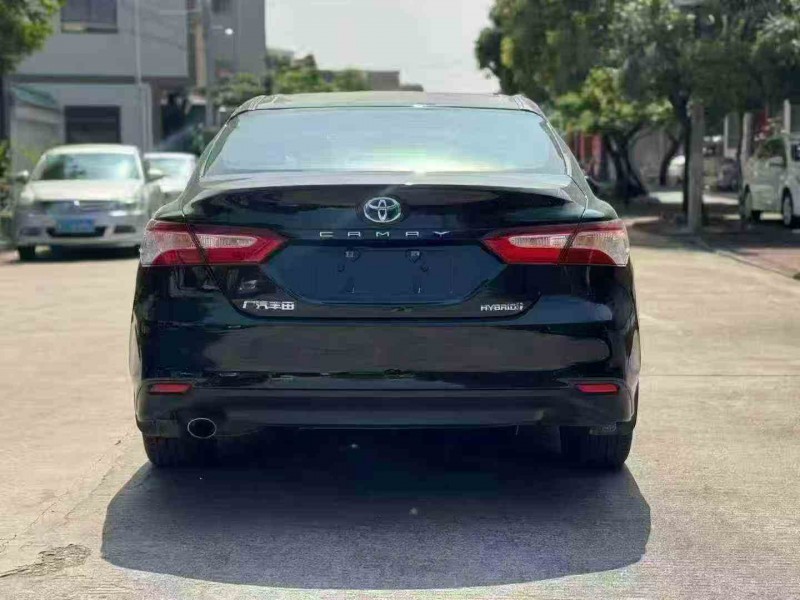 深圳23年丰田凯美瑞8