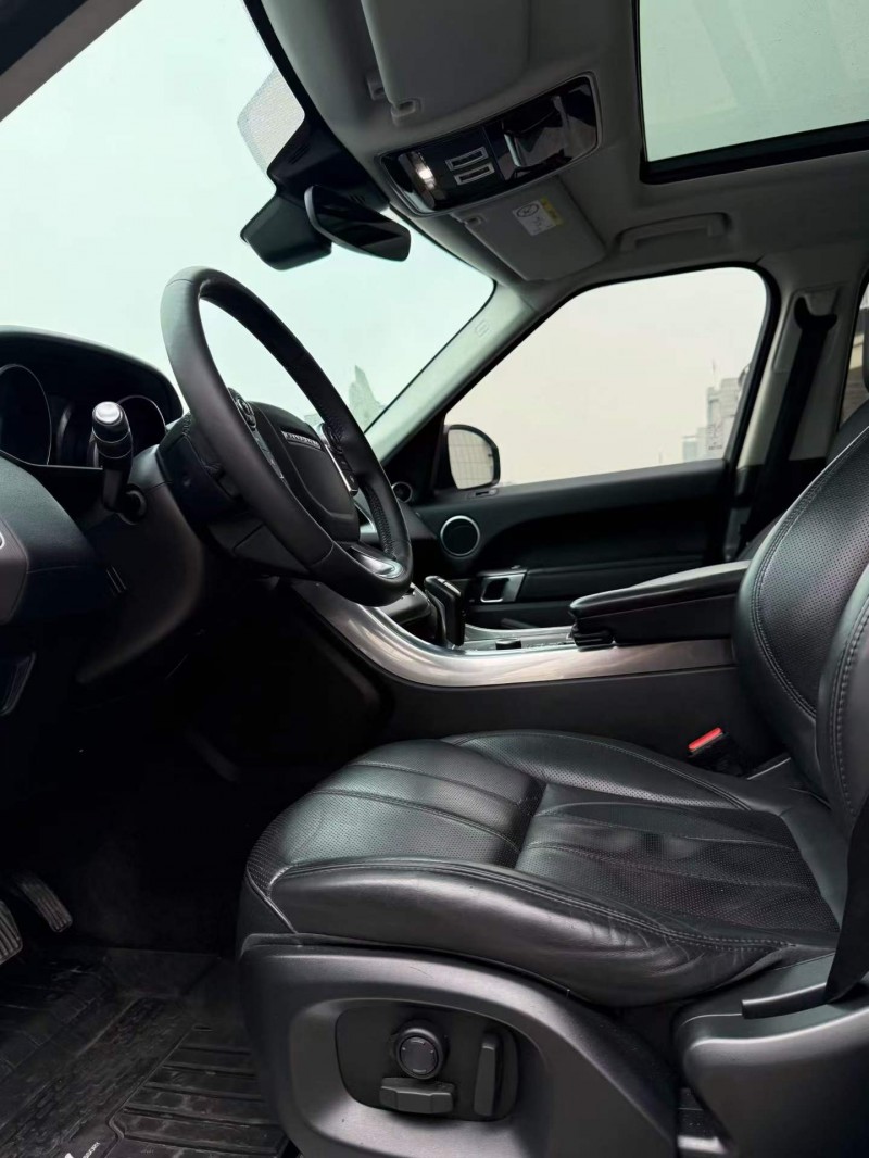 吉林18年路虎揽胜运动7