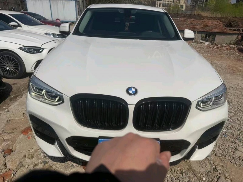 武漢21年寶馬X41