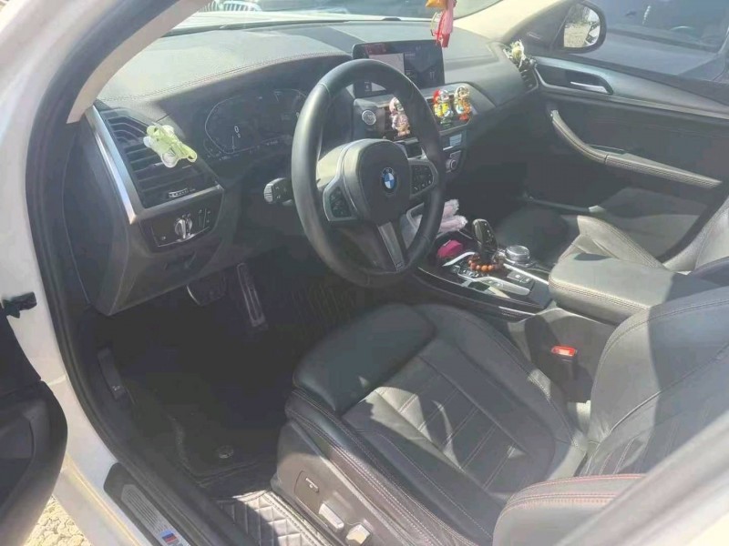 武漢21年寶馬X44