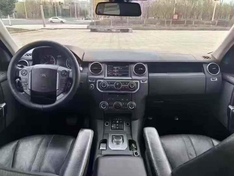 吉林18年路虎發現5