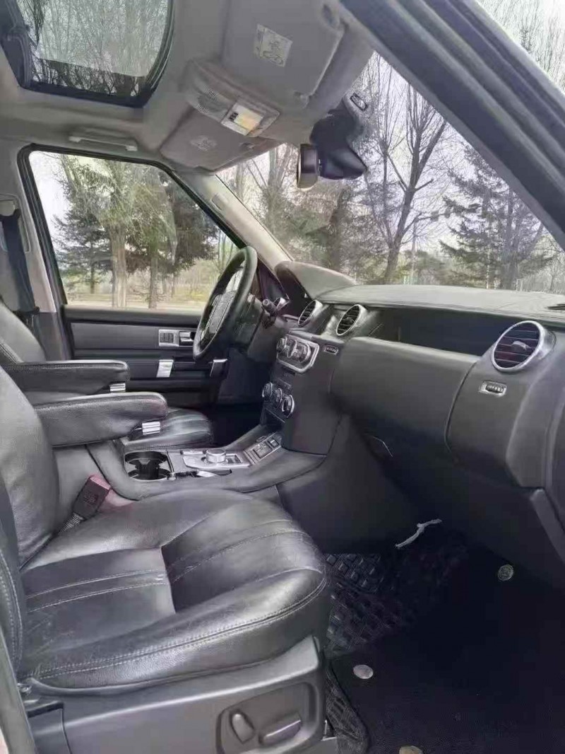 吉林18年路虎發現8