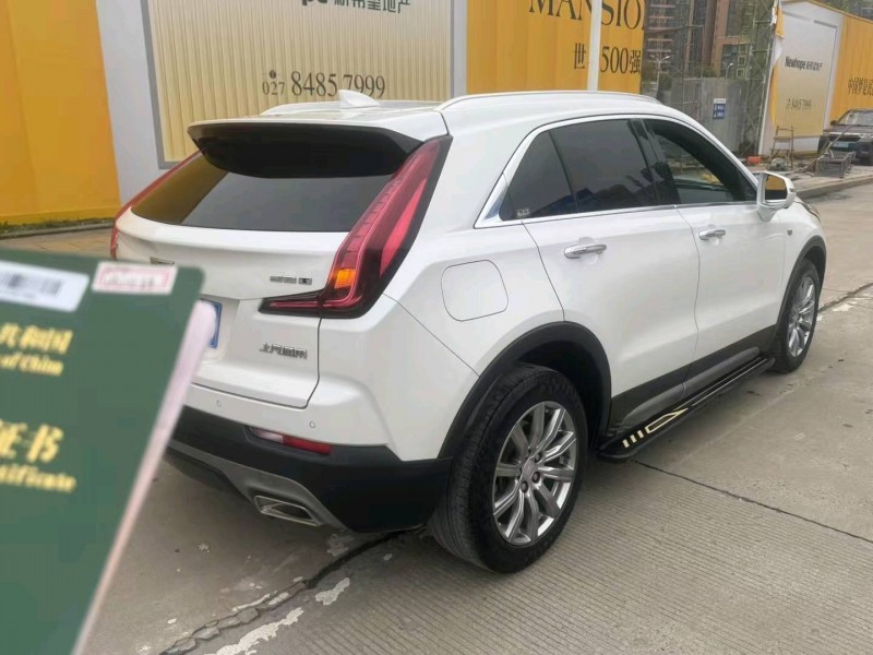 武汉20年凯迪拉克XT46