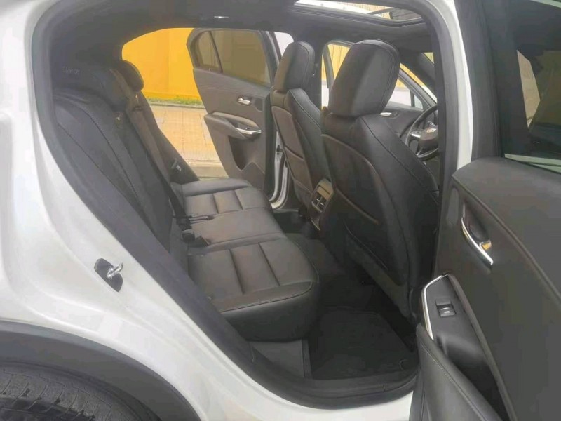 武汉20年凯迪拉克XT48