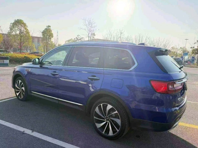 昭通20年紅旗HS77