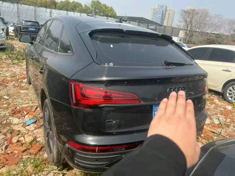 武汉23年奥迪Q57