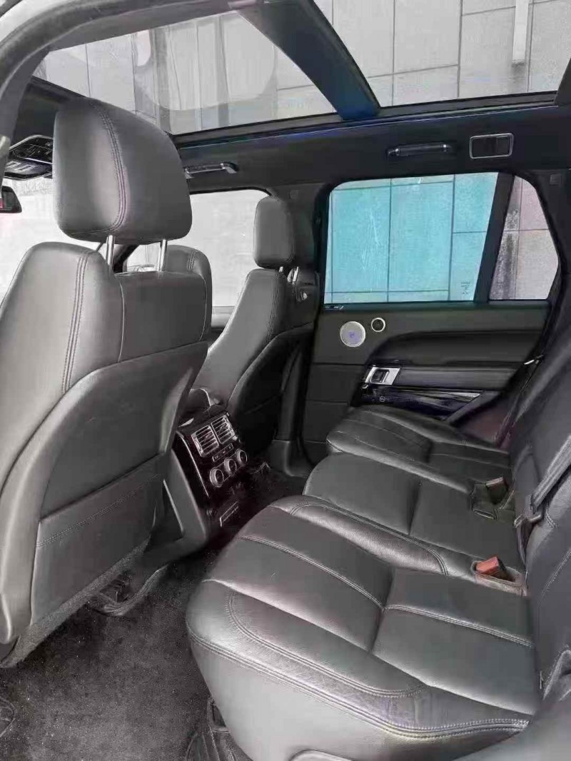 吉林15年路虎揽胜行政8