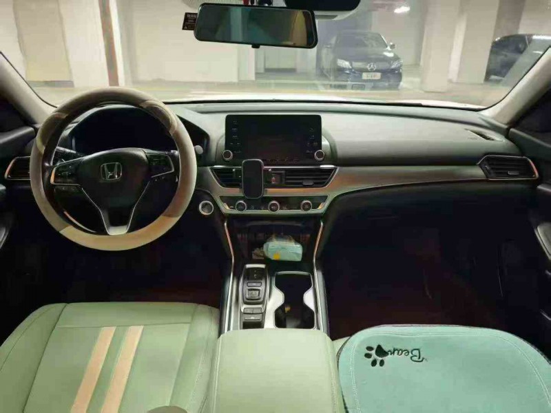 安顺23年本田雅阁4