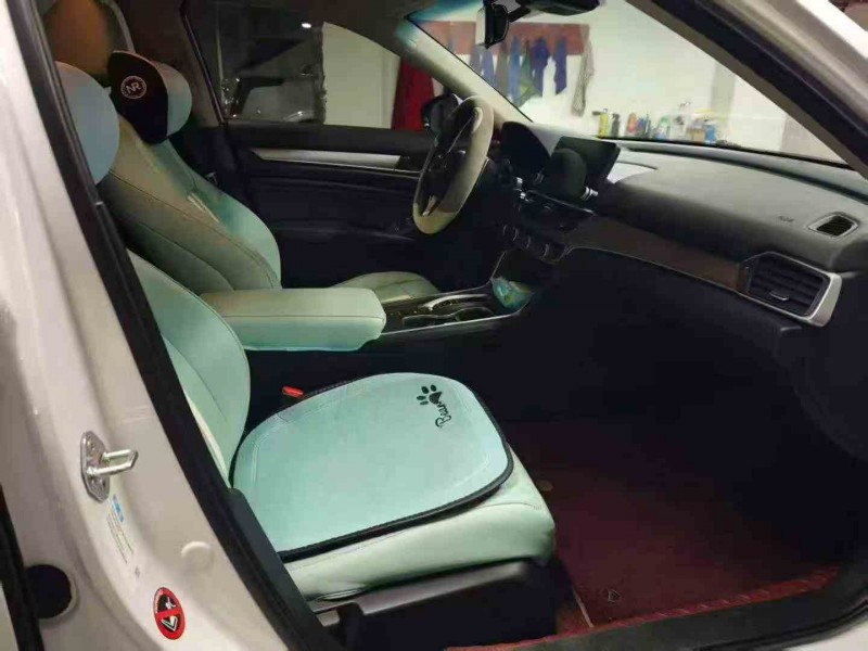 安顺23年本田雅阁5