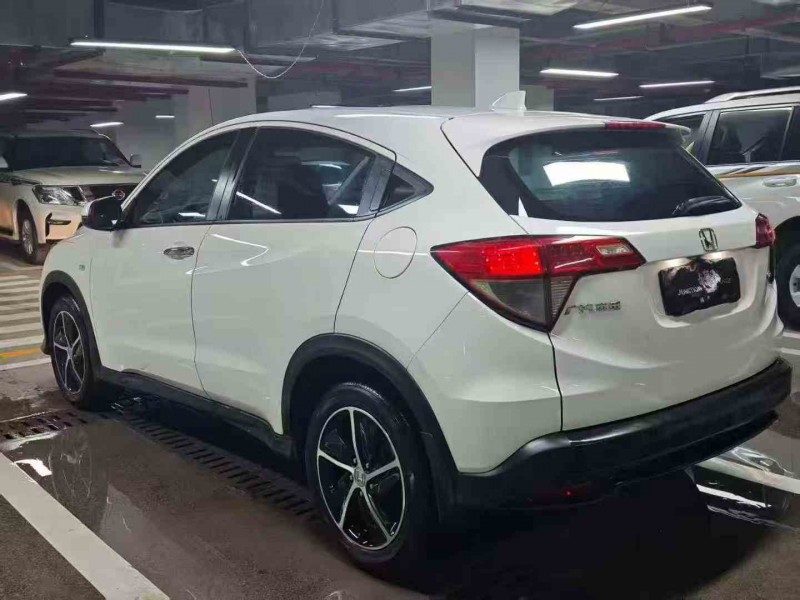 铜仁22年本田缤智3