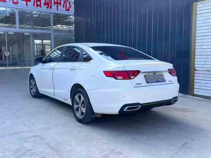 黔东南18年吉利帝豪9