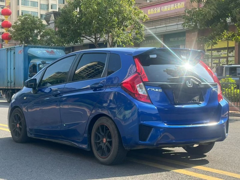 东莞16年本田飞度5