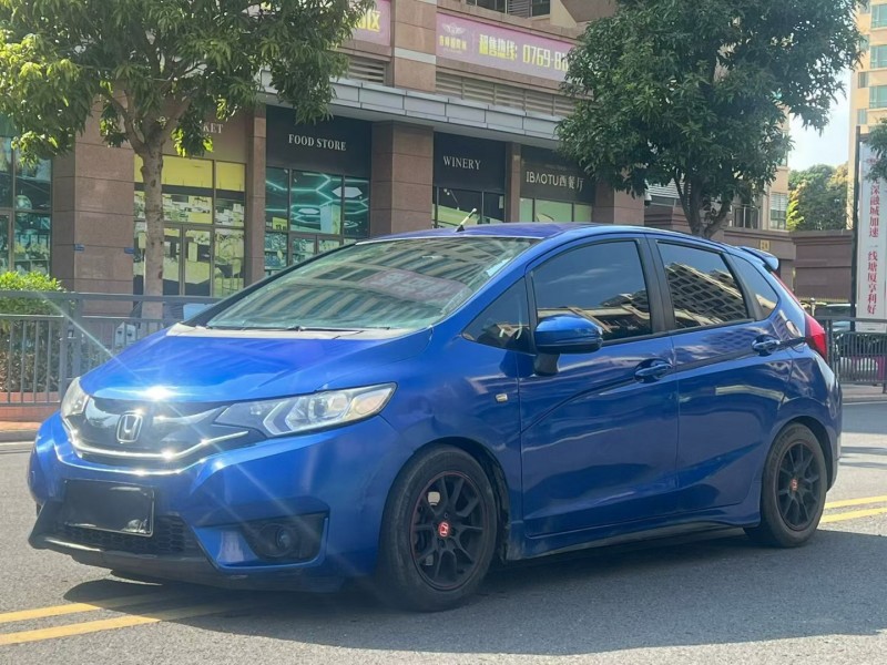 东莞16年本田飞度7