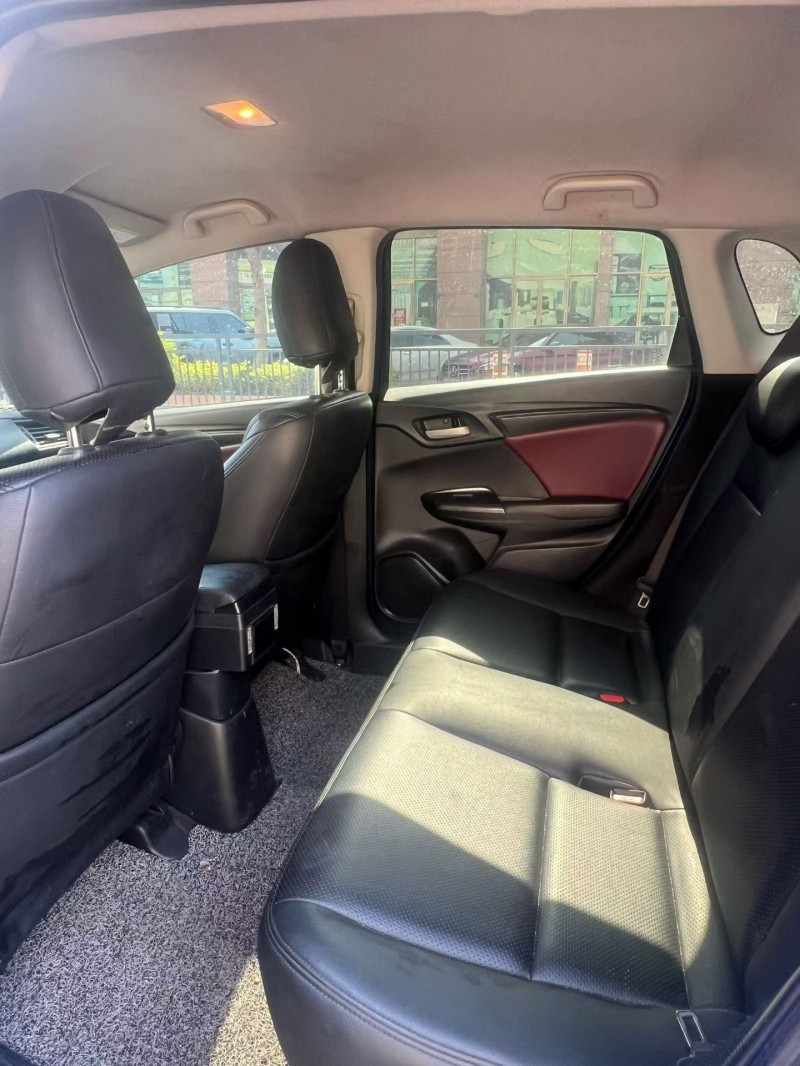 东莞16年本田飞度8