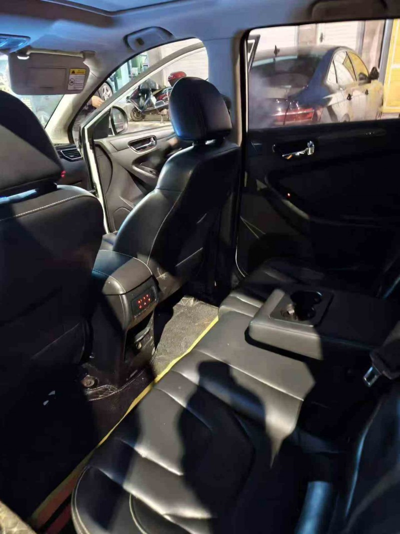 安顺18年东风风光5