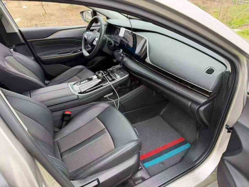 嘉兴25年传祺埃安S5