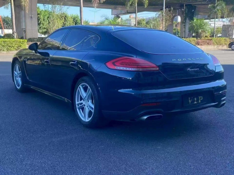 漳州14年保时捷帕拉梅拉8