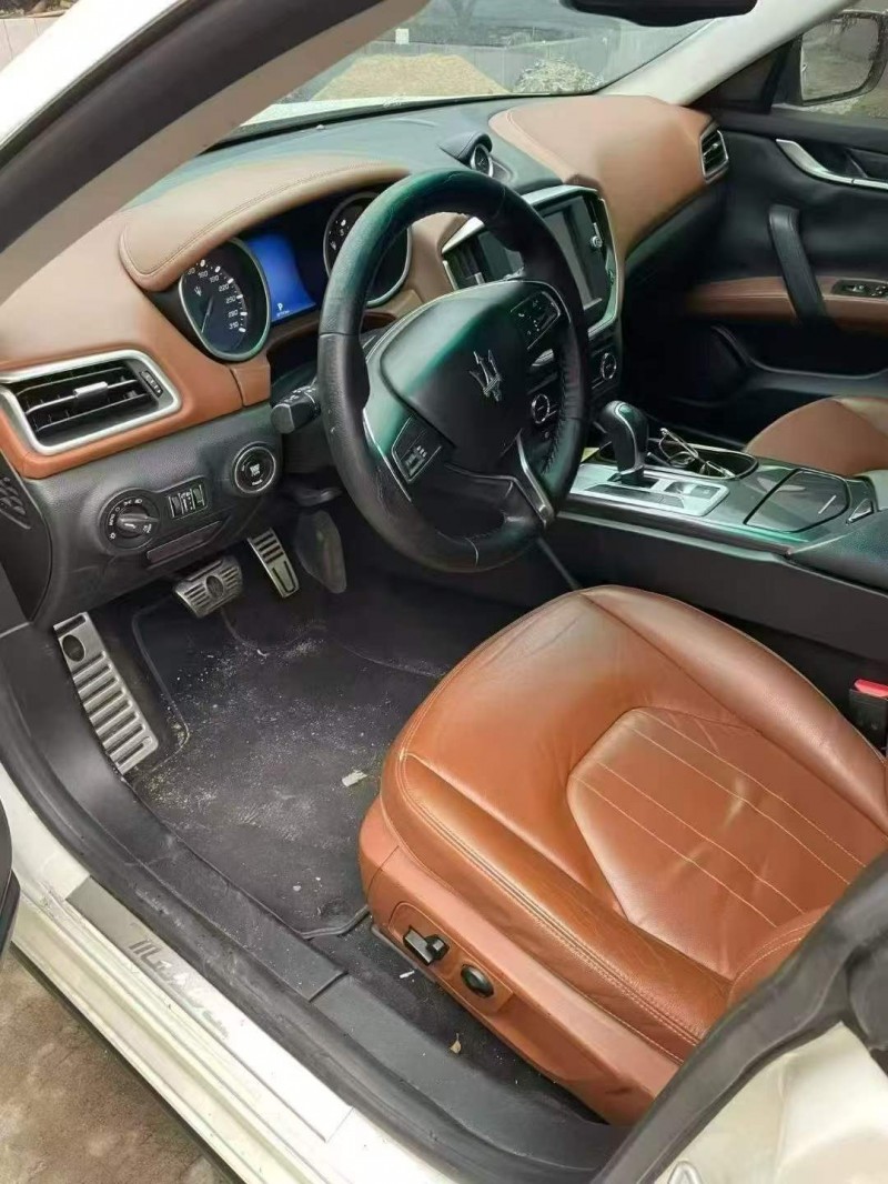 漳州16年玛莎拉蒂Ghibli4