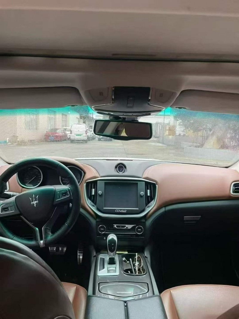 漳州16年玛莎拉蒂Ghibli5