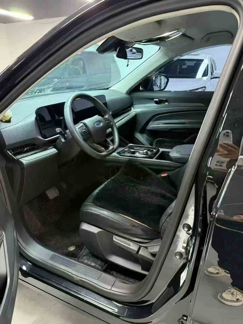 保山24年福特领睿4