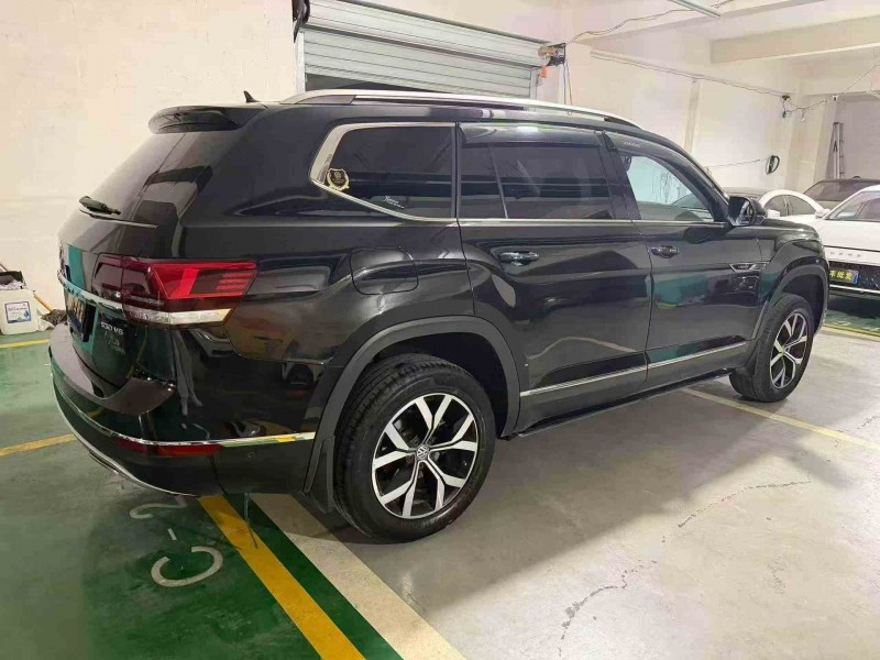 临沧19年大众途昂5